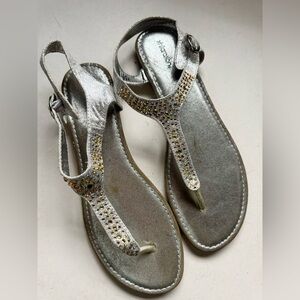 Sparkly Silver Xhilaration Sandals Size 11